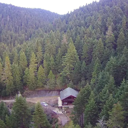 Rados Chalet *